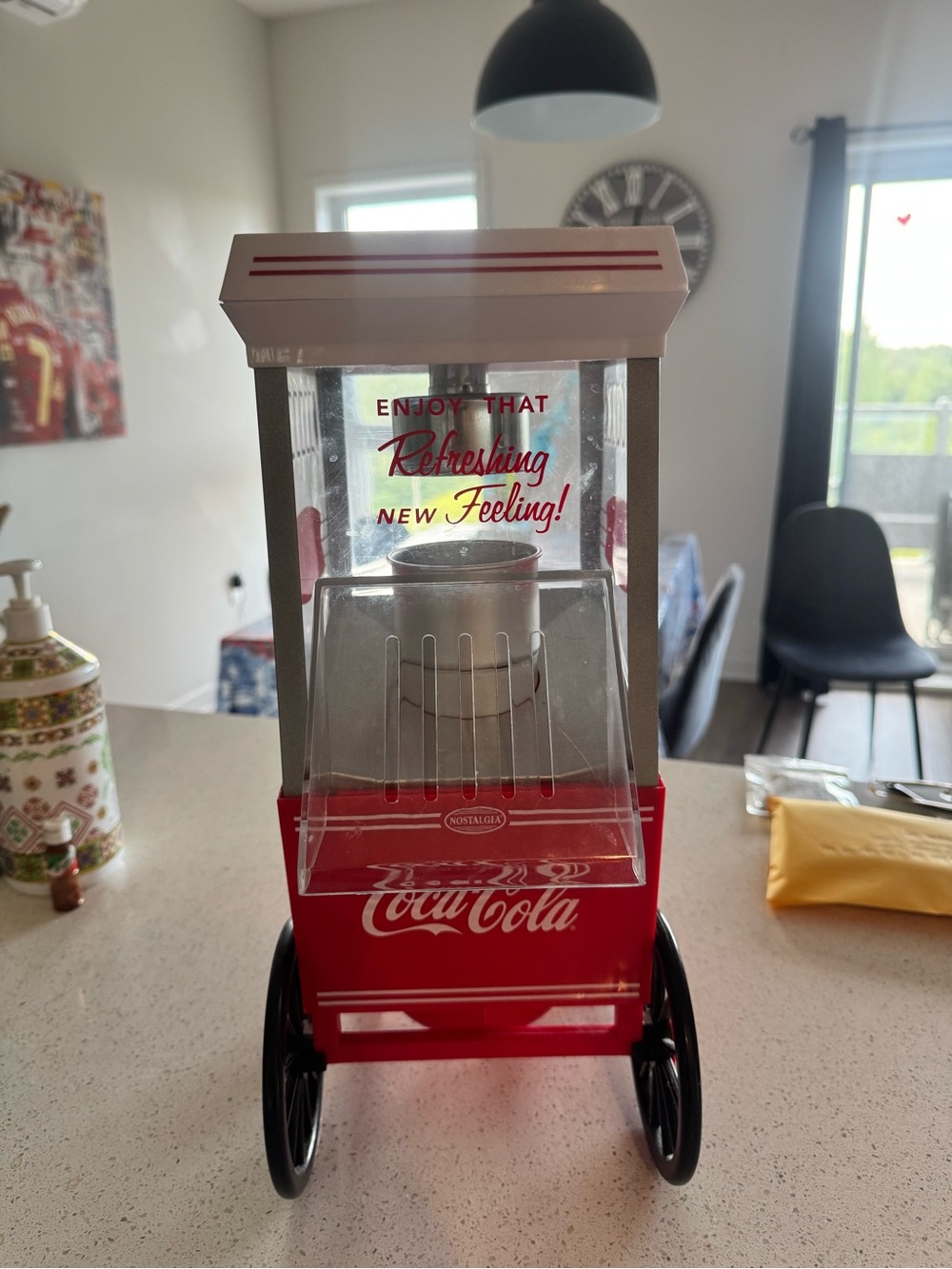 Coca Cola: Popcorn Machine Cart Format